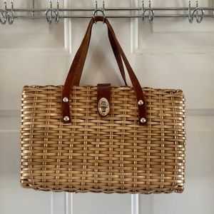 Vintage basket purse Hand Made in Hong Kong 1940's